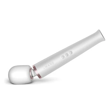 Le Wand Original Rechargeable Vibrating Massager - Image 9