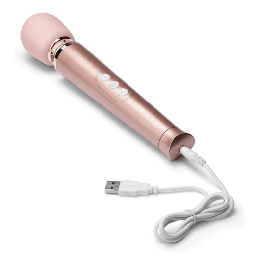 Le Wand Petite Rechargeable Massager - Image 3